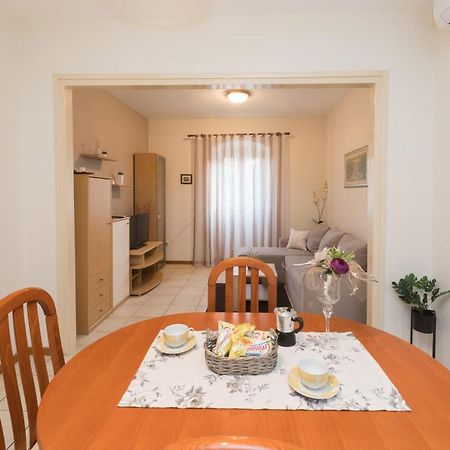 Apartment Tina Задар Екстер'єр фото