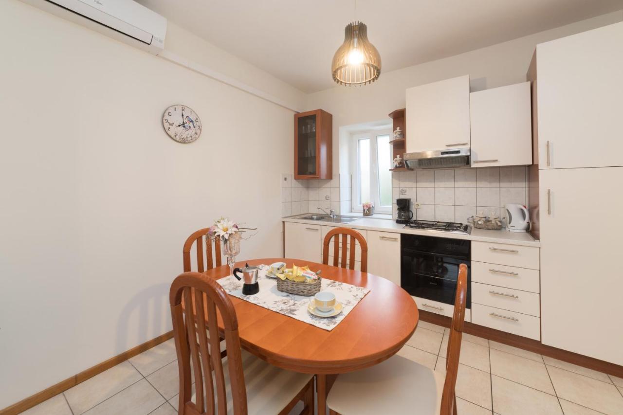 Apartment Tina Задар Екстер'єр фото