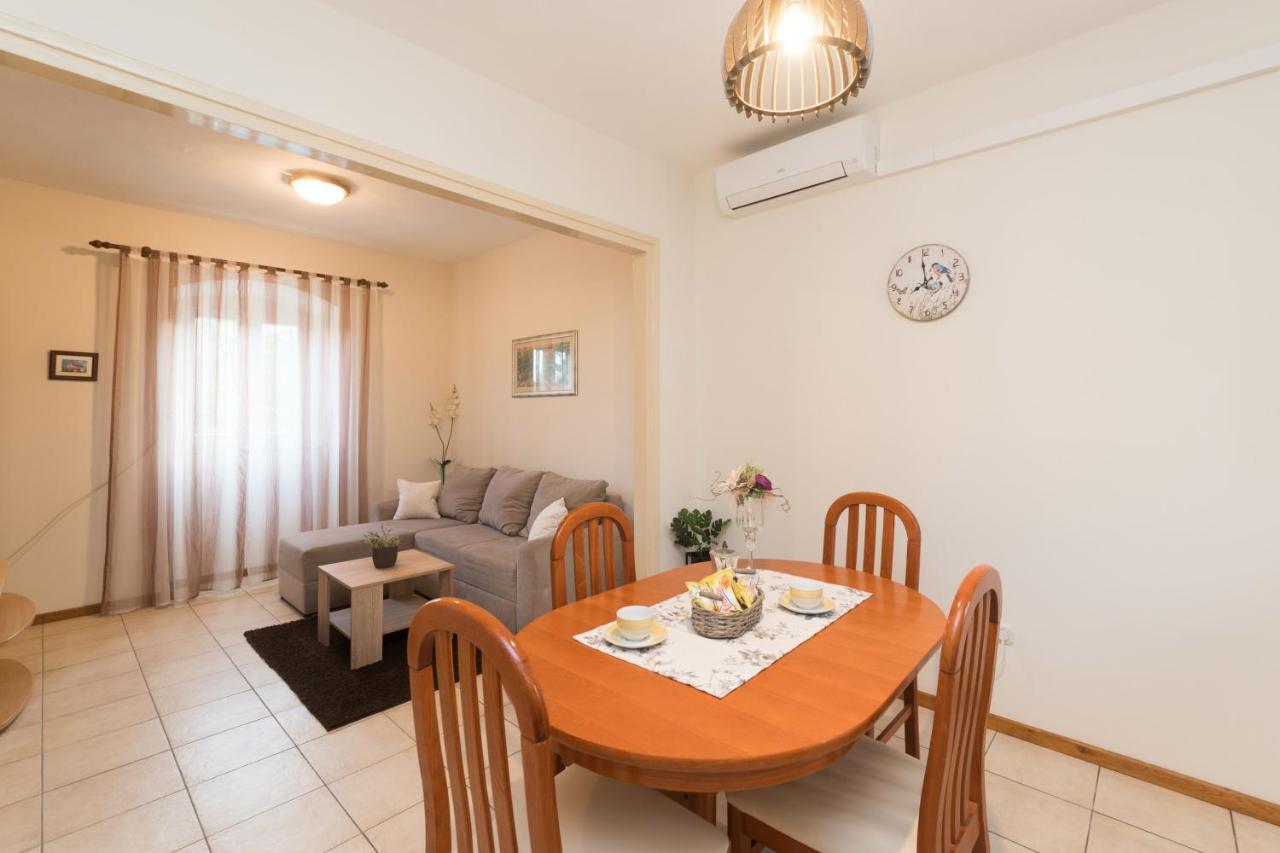 Apartment Tina Задар Екстер'єр фото