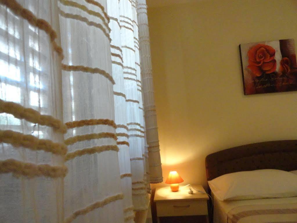 Apartment Tina Задар Екстер'єр фото